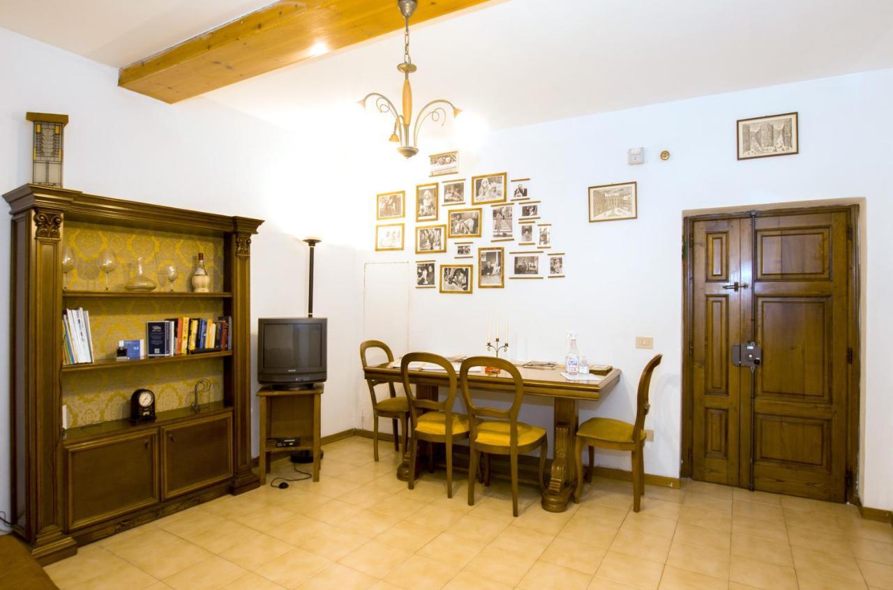 Cheap Apartment In The Old Village Colle Val D'Elsa Exterior photo