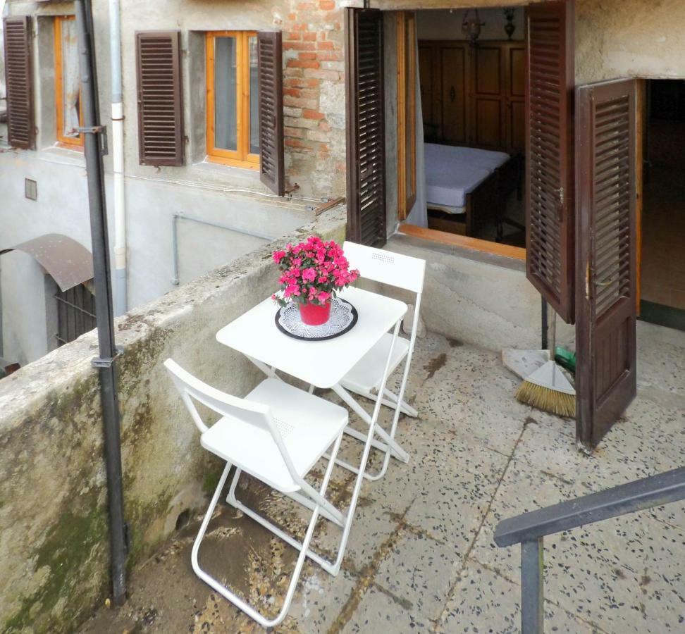 Cheap Apartment In The Old Village Colle Val D'Elsa Exterior photo
