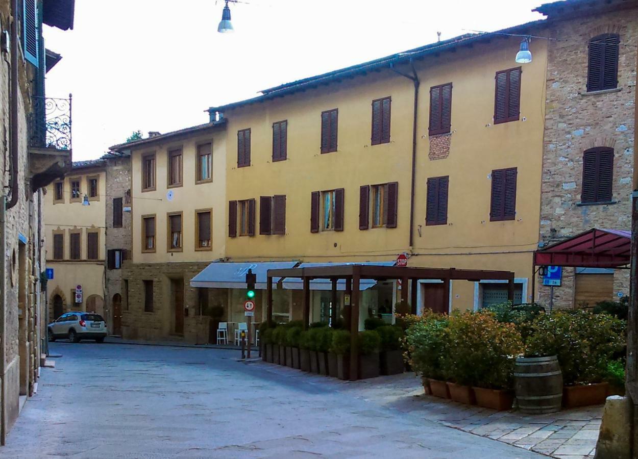 Cheap Apartment In The Old Village Colle Val D'Elsa Exterior photo